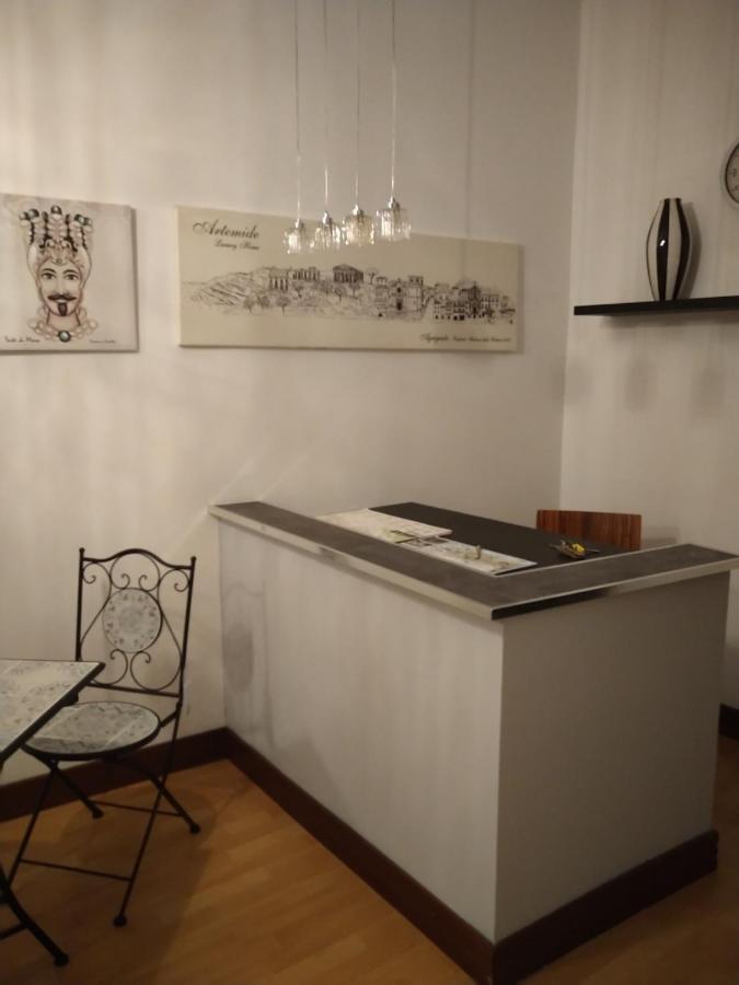 Artemide Rent Bedrooms Αγκριτζέντο Εξωτερικό φωτογραφία